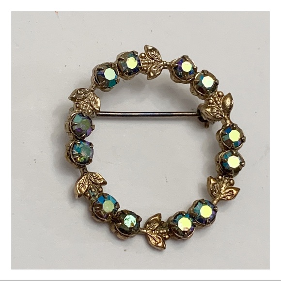Vintage MCM dainty aurora Borealis rhinestone small  wreath brooch pin - Picture 6 of 10